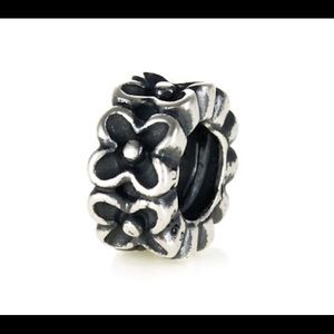 Pandora Silver Flowers Spacer - DISCONTINUED